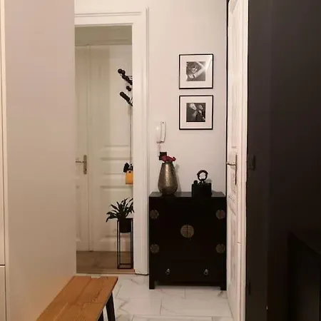 Simona's Old Town / Free Parking 卢布尔雅那